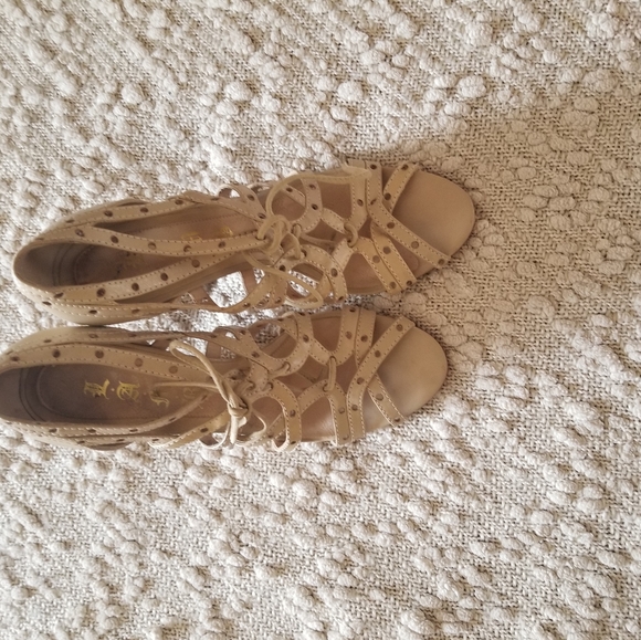 LAMB Beige Leather Lace Up Gladiator Strappy Wedge - Picture 2 of 5